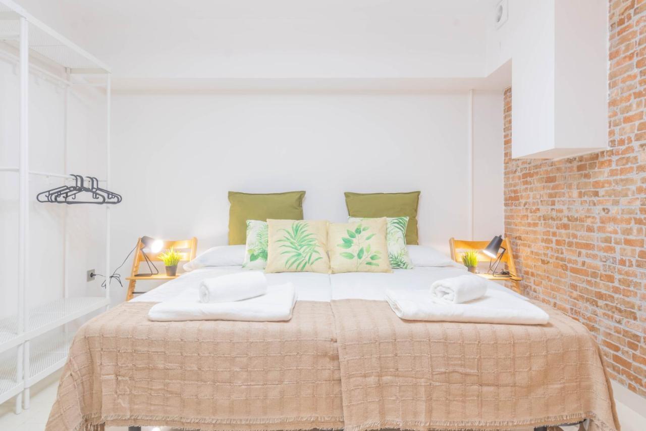 Apartamento Estacion Mozarabes Cordoba Apartment Ngoại thất bức ảnh